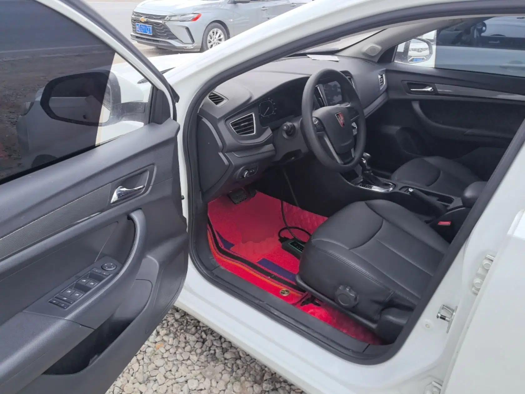 Roewe 360 2017 1.5L Automatic Luxury Edition — миниатюра 19