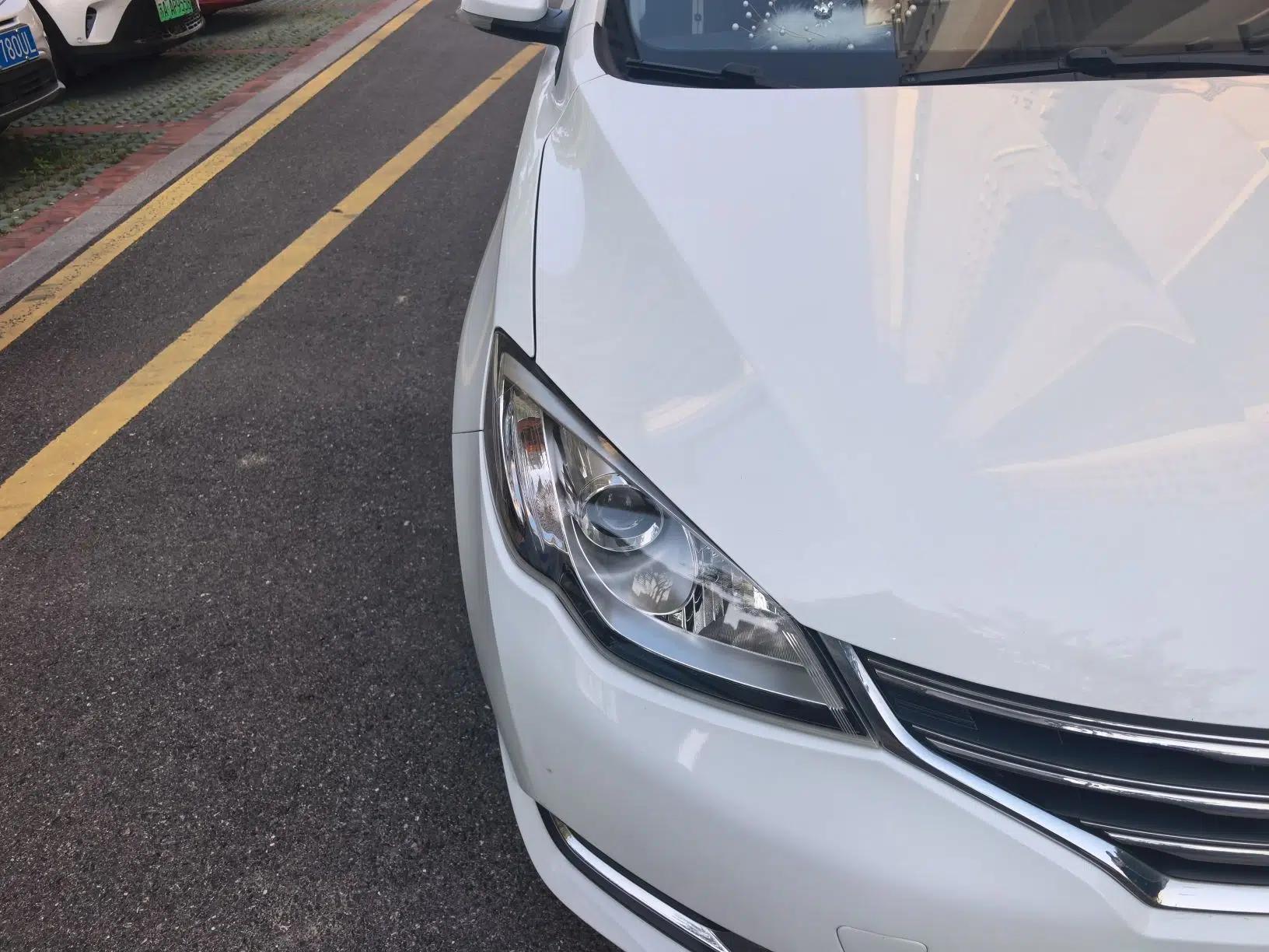 Roewe 360 2016 1.5L Automatic Smart Screen Version — миниатюра 7