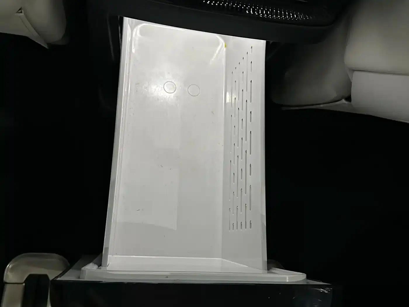 Voyah Dreamer 2025 PHEV AWD Flagship Kunpeng Edition — миниатюра 10