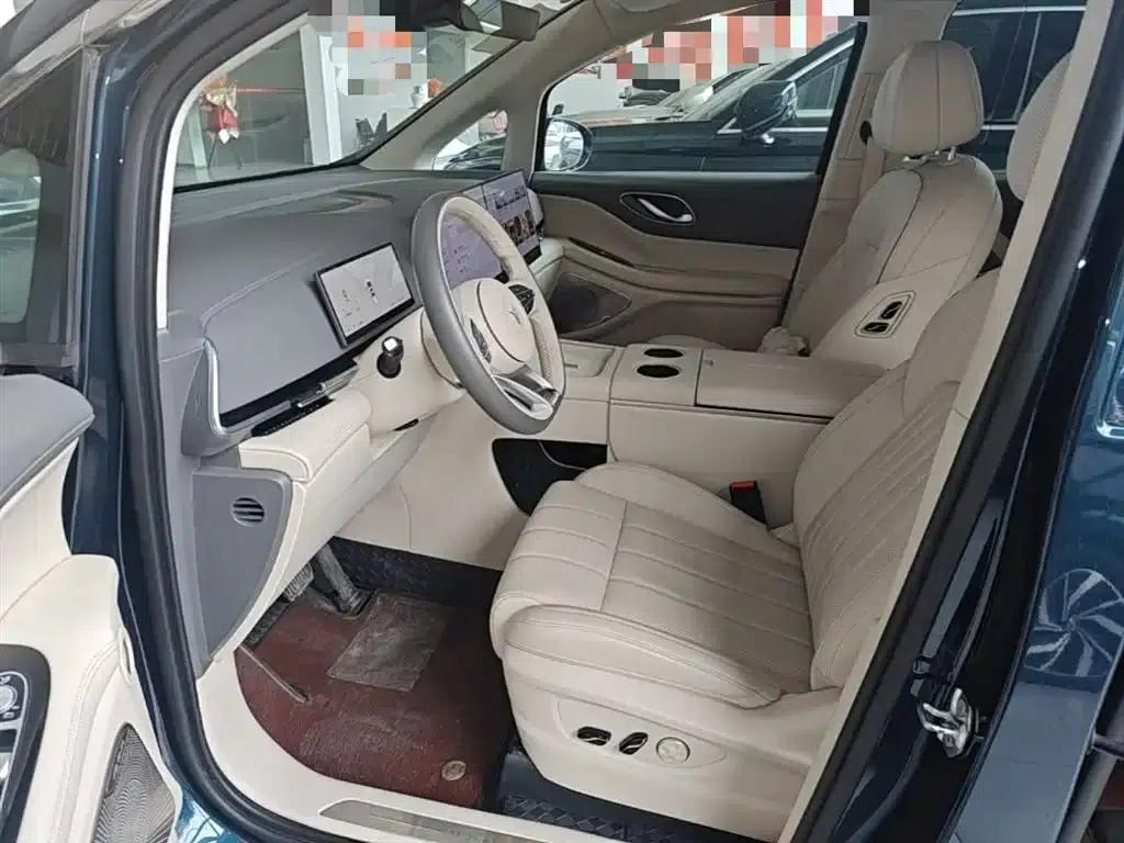 Voyah Dreamer 2024 PHEV Long Range Flagship Edition — миниатюра 15