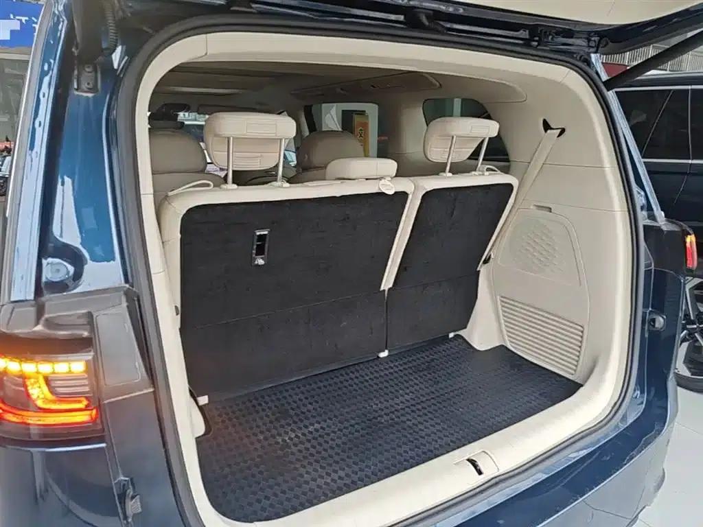 Voyah Dreamer 2024 PHEV Long Range Flagship Edition — миниатюра 19
