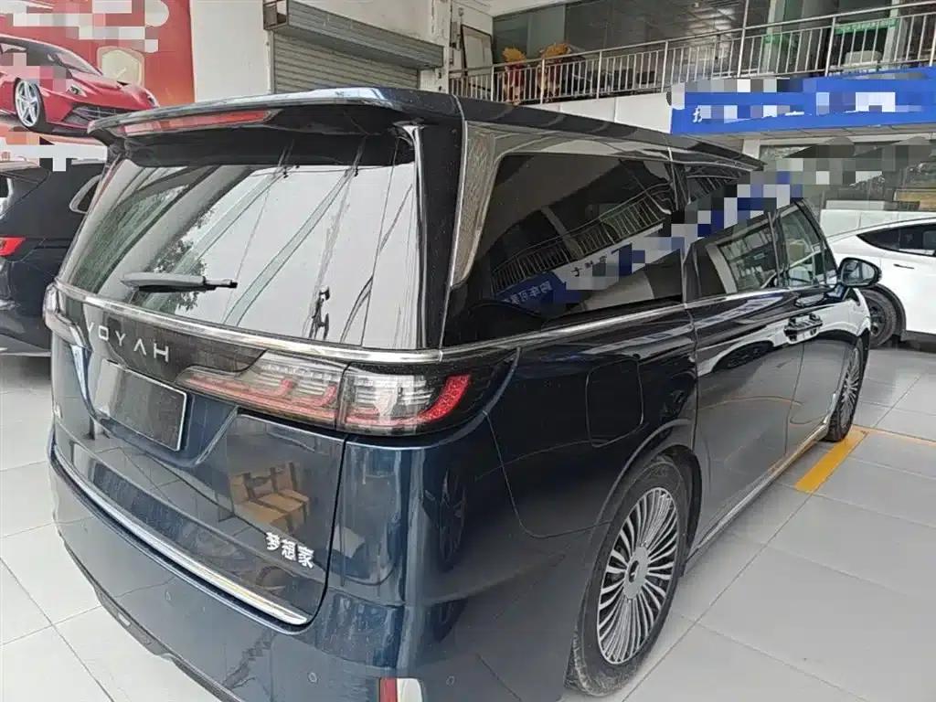 Voyah Dreamer 2024 PHEV Long Range Flagship Edition — миниатюра 7