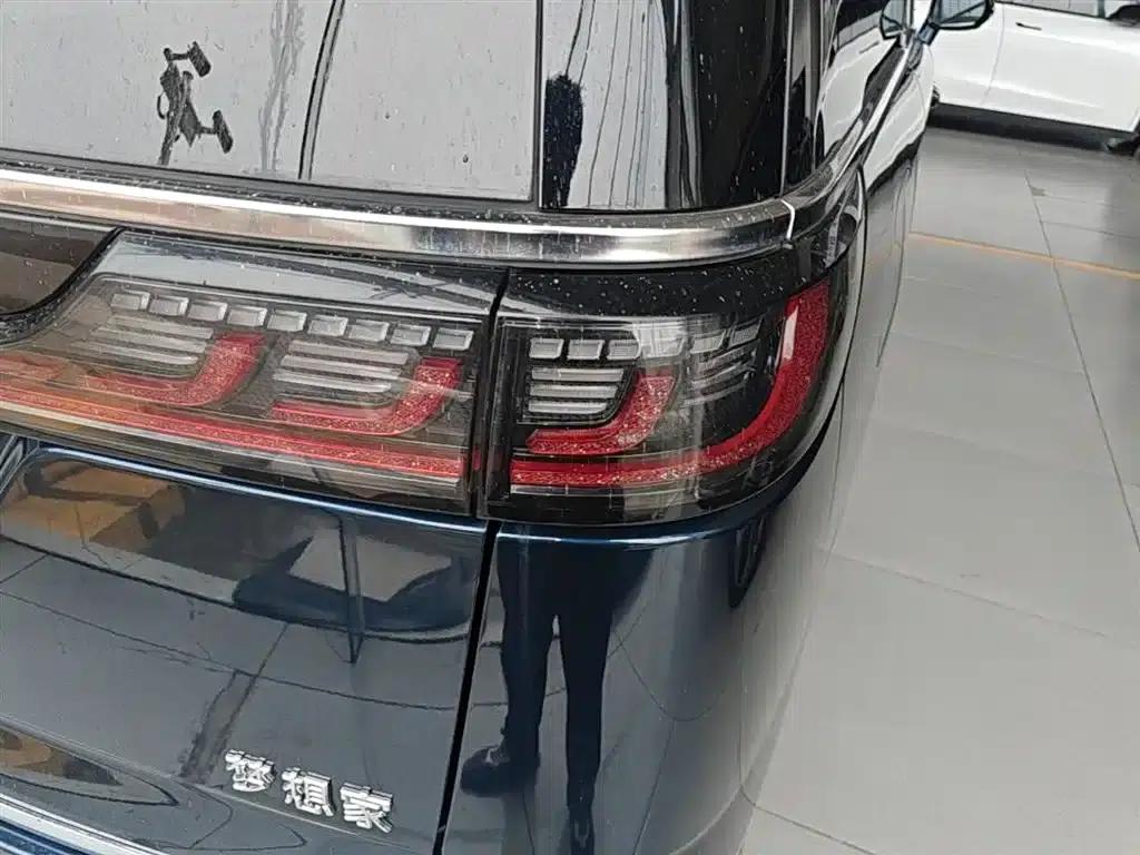Voyah Dreamer 2024 PHEV Long Range Flagship Edition — миниатюра 8