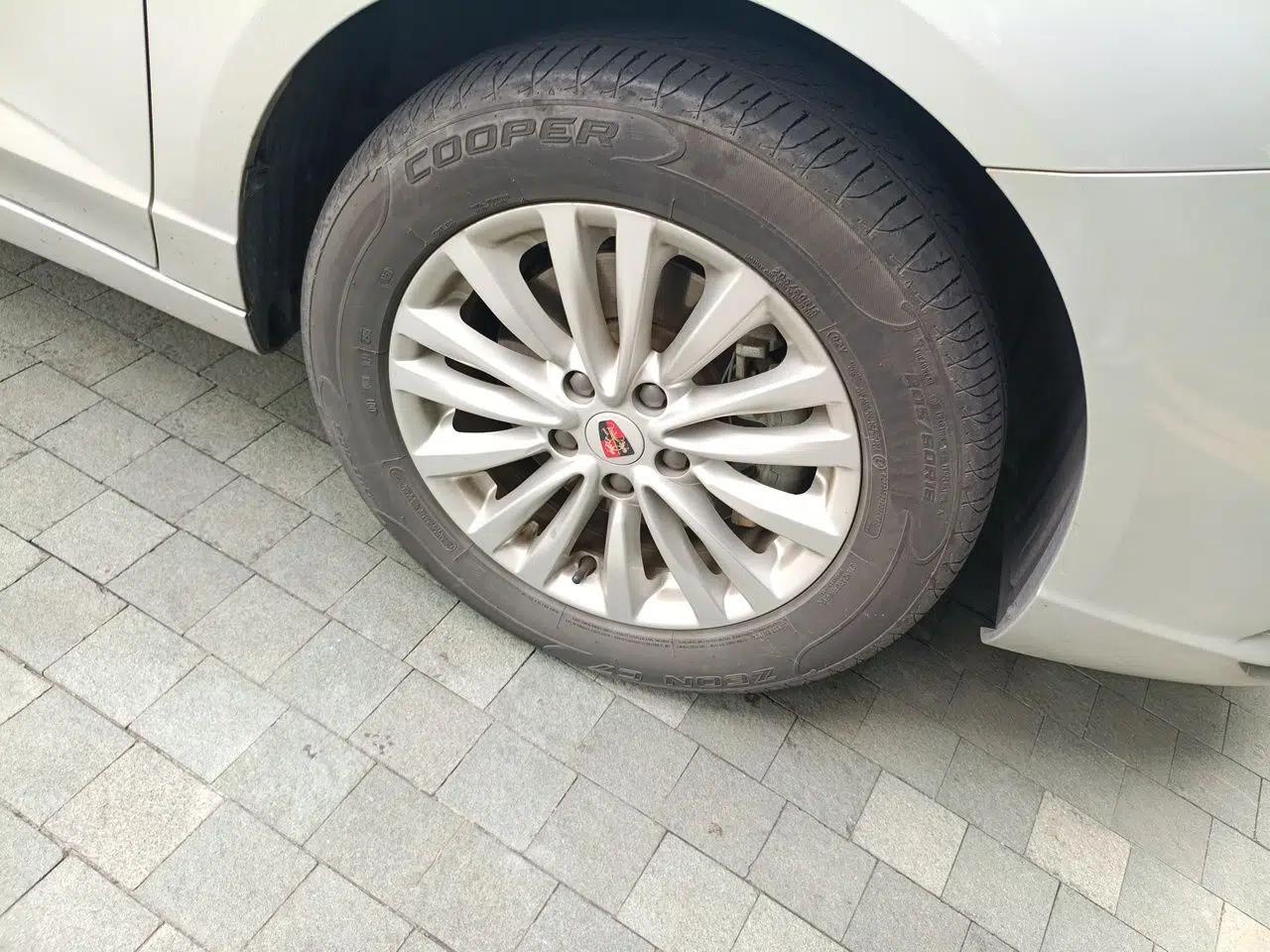 Roewe Ei5 2018 Internet Luxury Edition — миниатюра 8