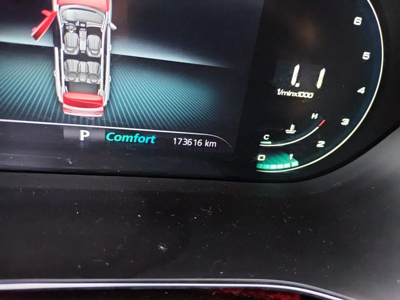 Roewe RX5 MAX 2019 300TGI Automatic 4G Connect Luxury Edition — миниатюра 13