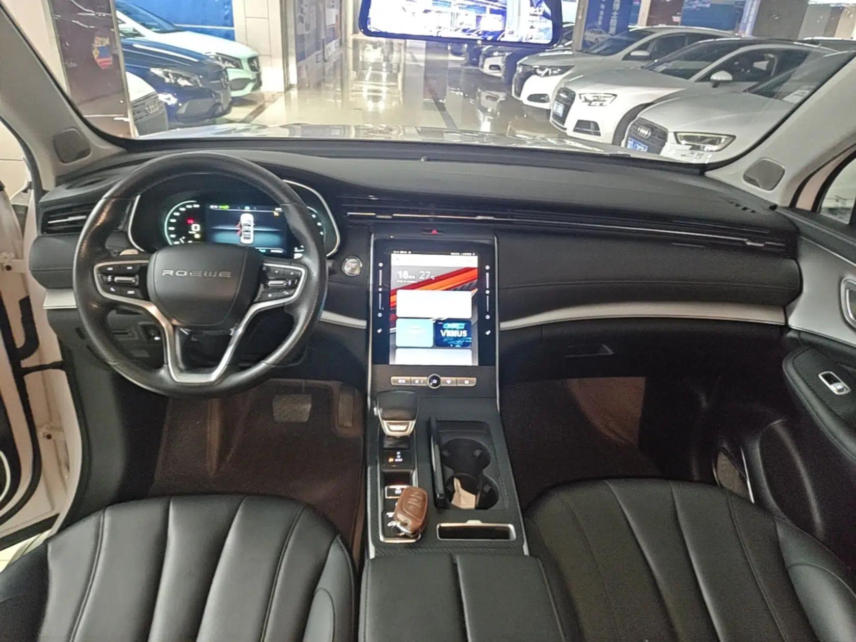 Roewe RX5 MAX 2019 300TGI Automatic Smart Cabin Luxury Edition — миниатюра 13