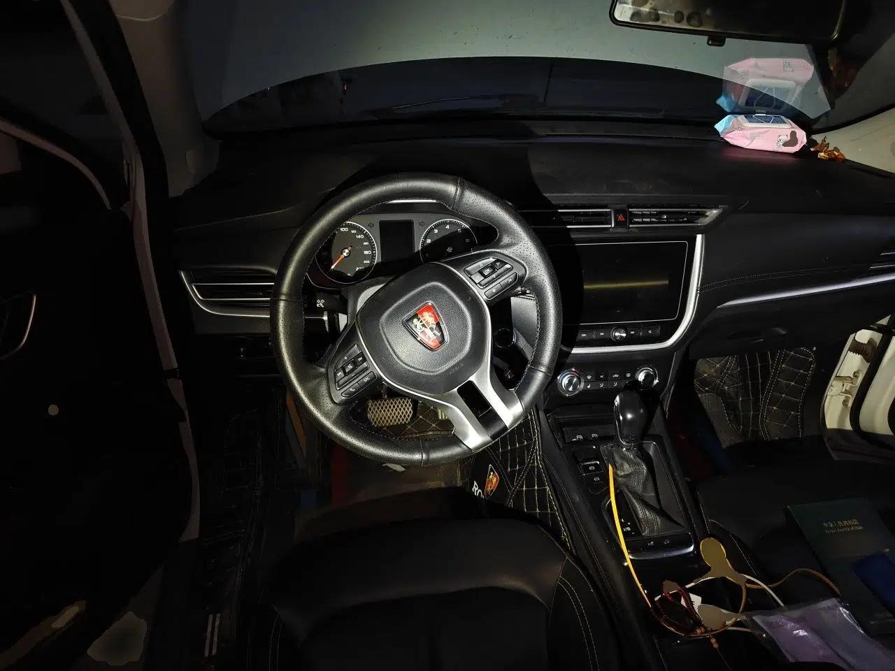 Roewe RX3 2018 1.6L CVT Flagship Edition — миниатюра 11