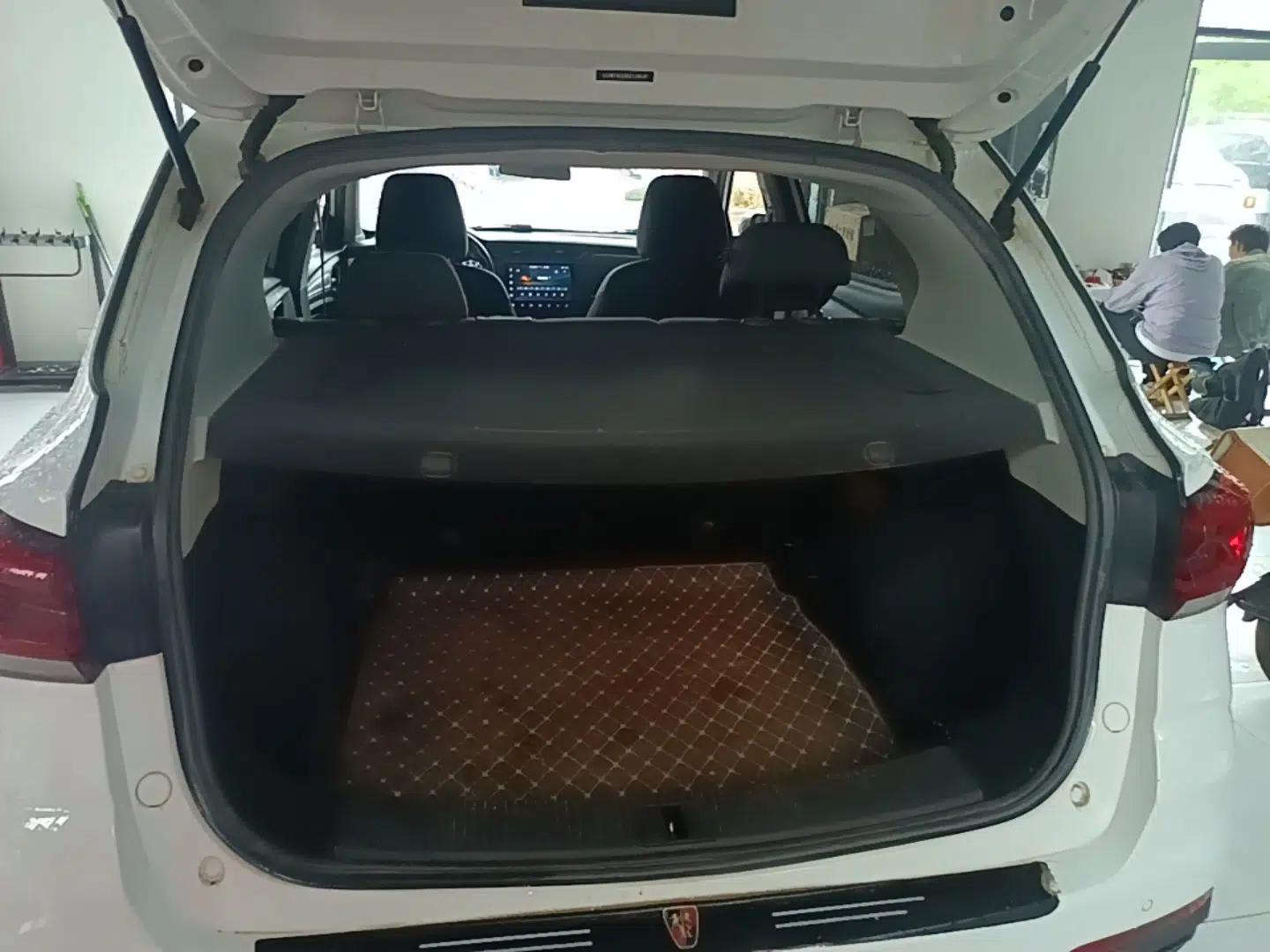 Roewe RX3 2021 PRO 1.6L CVT Elite Model — миниатюра 22