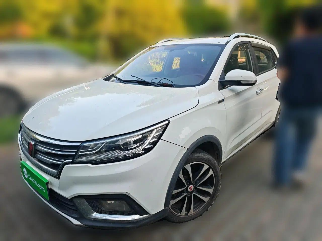 Roewe RX3 2018 1.6L Manual Internet Smart Edition — миниатюра 1