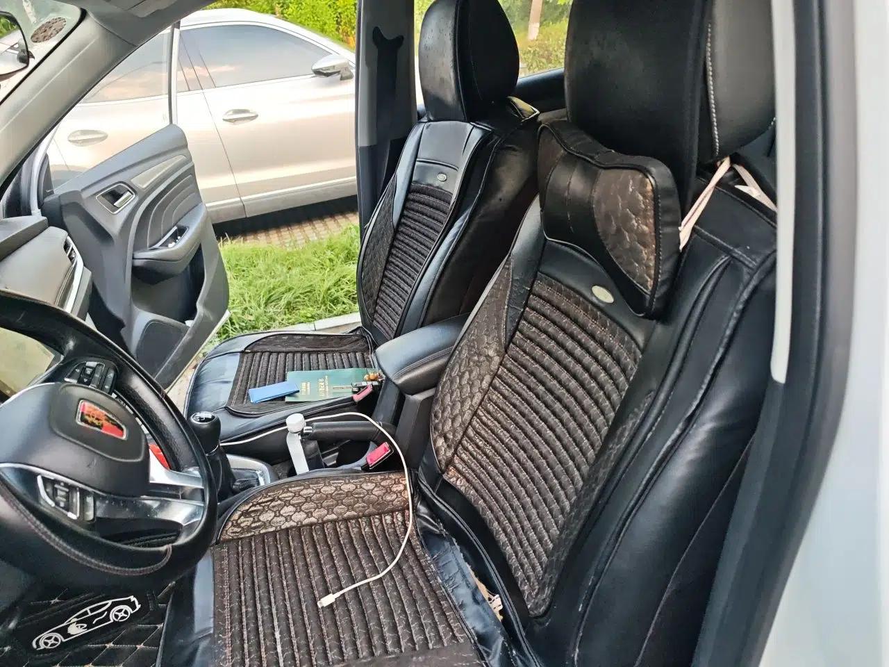 Roewe RX3 2018 1.6L Manual Internet Smart Edition — миниатюра 16