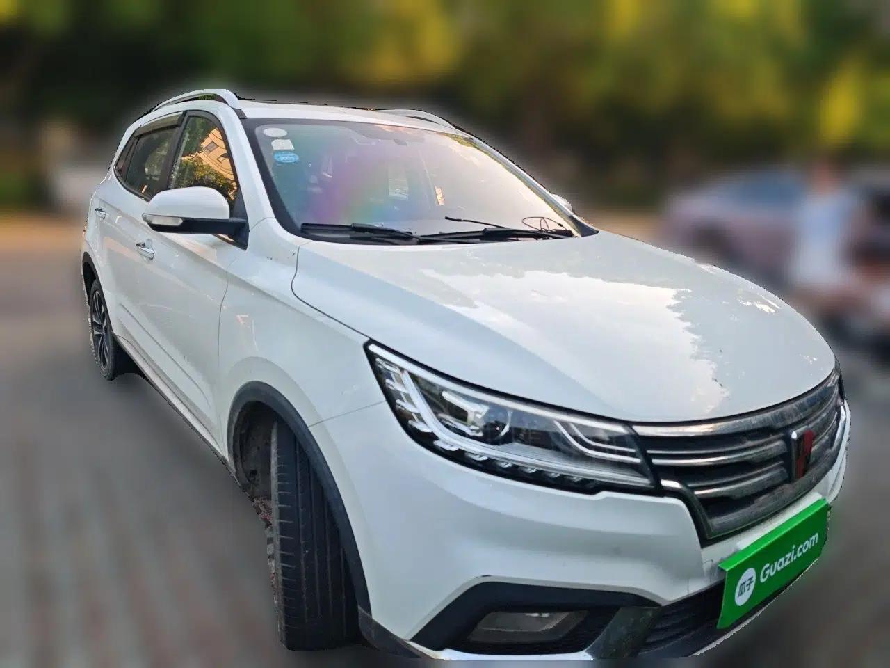 Roewe RX3 2018 1.6L Manual Internet Smart Edition — миниатюра 3