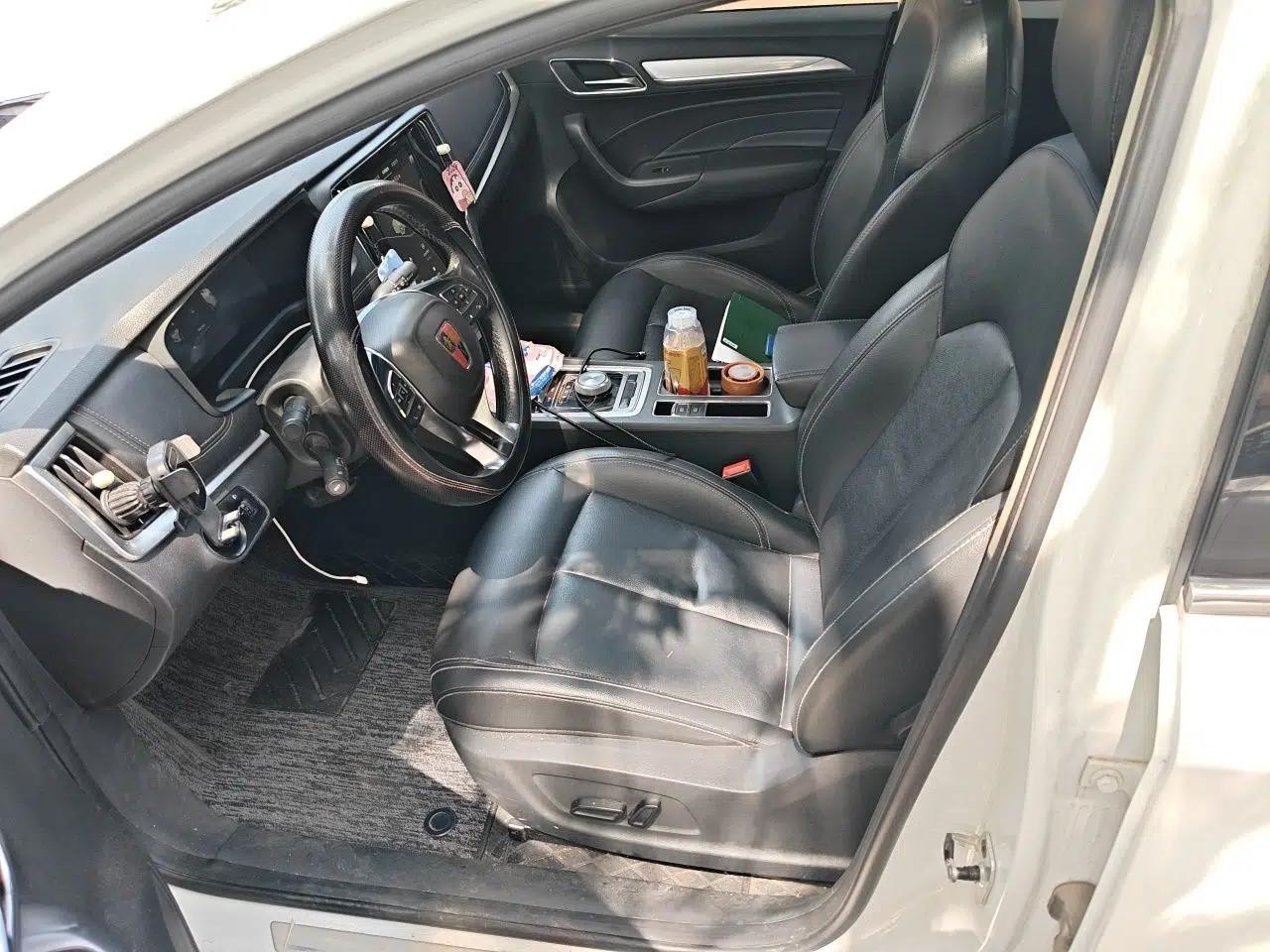 Roewe i6 New Energy 2017 45T Hybrid Connect & Smart Enjoyment Edition — миниатюра 16