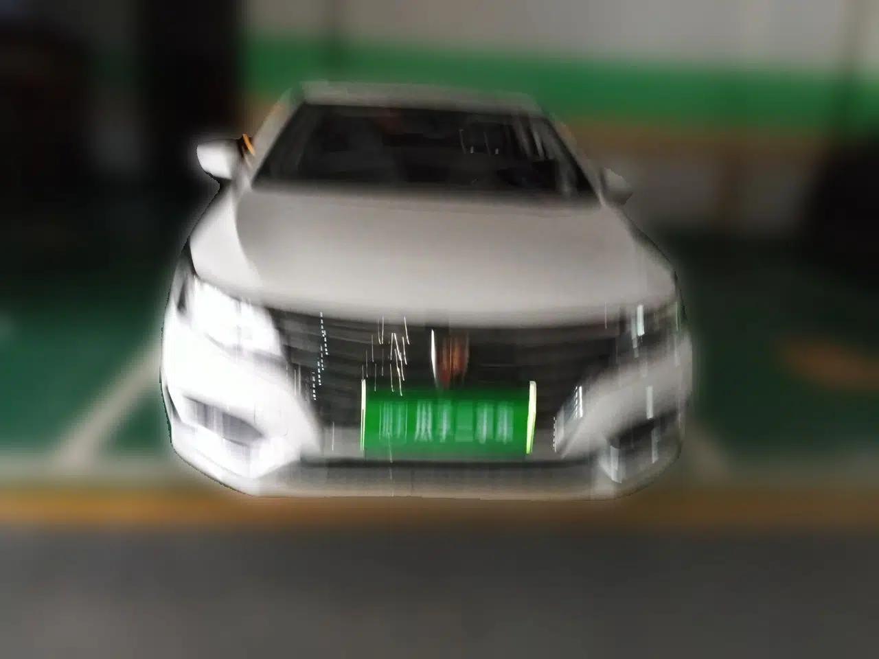 Roewe i6 New Energy 2017 45T Hybrid Connect & Smart Enjoyment Edition — миниатюра 2