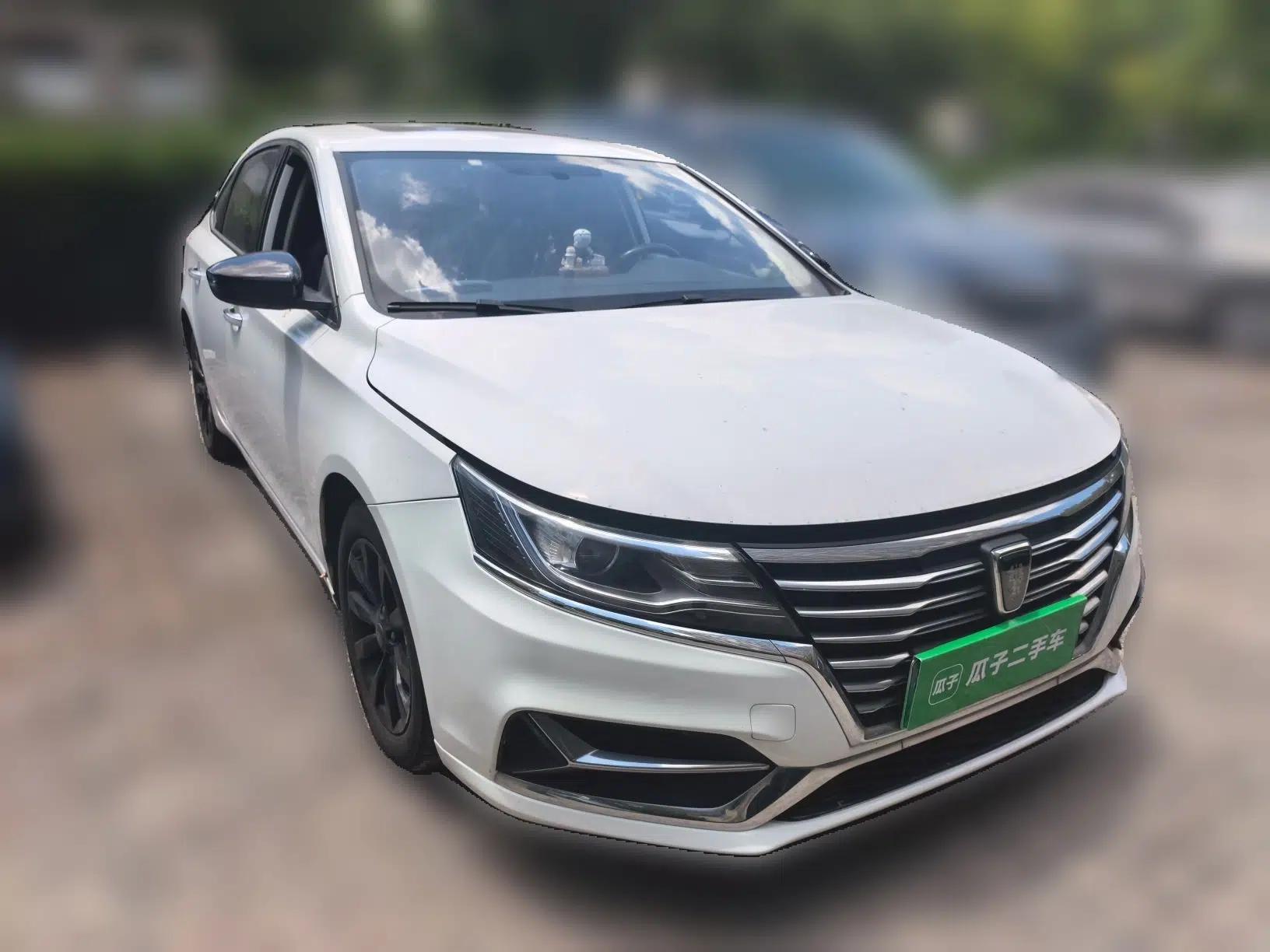 Roewe i6 New Energy 2017 45T Hybrid Connect & Smart Enjoyment Edition — миниатюра 3