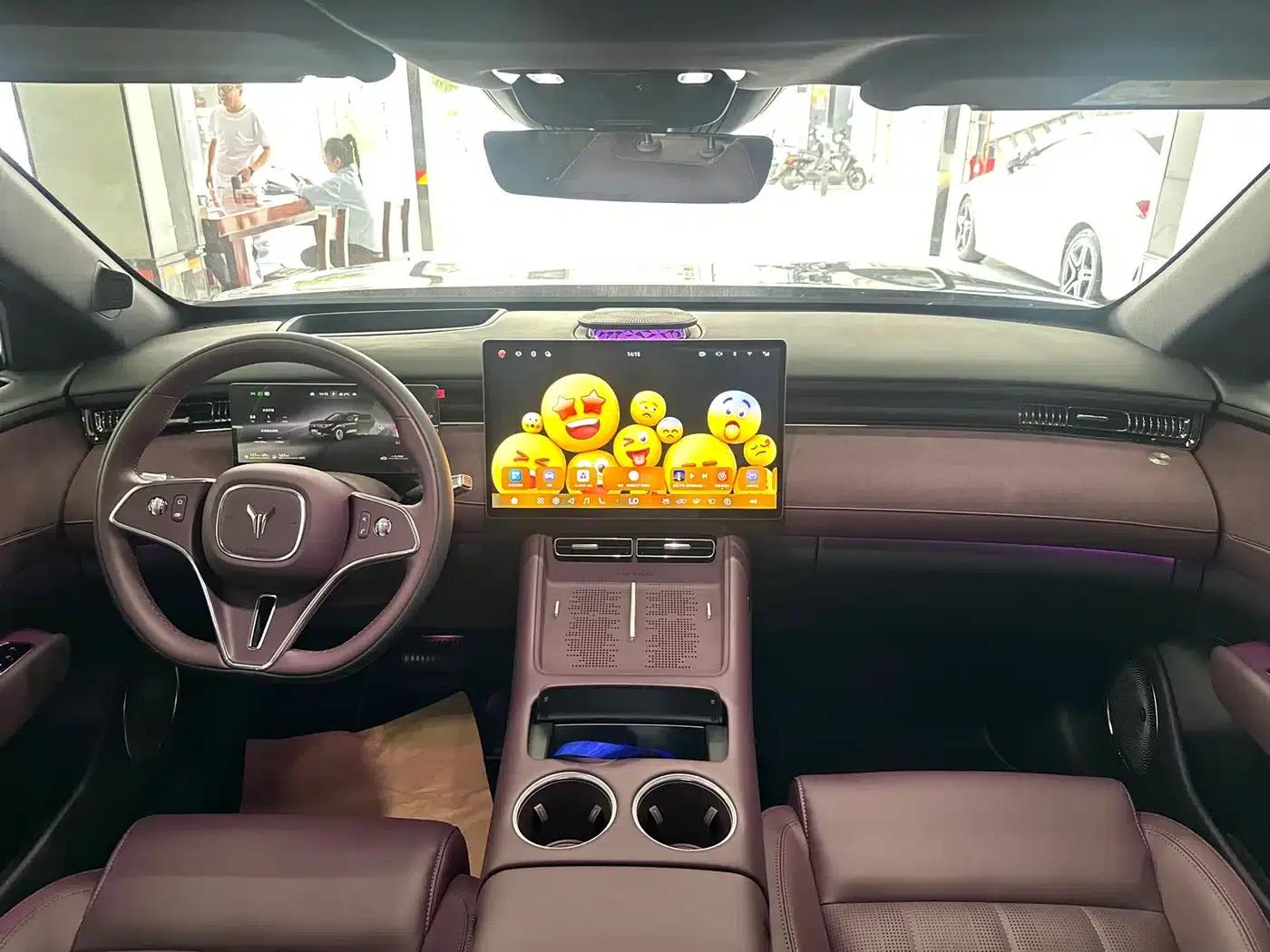 Voyah Free 2025 Free+ Rear-Wheel Drive Dry Kun Edition — миниатюра 12