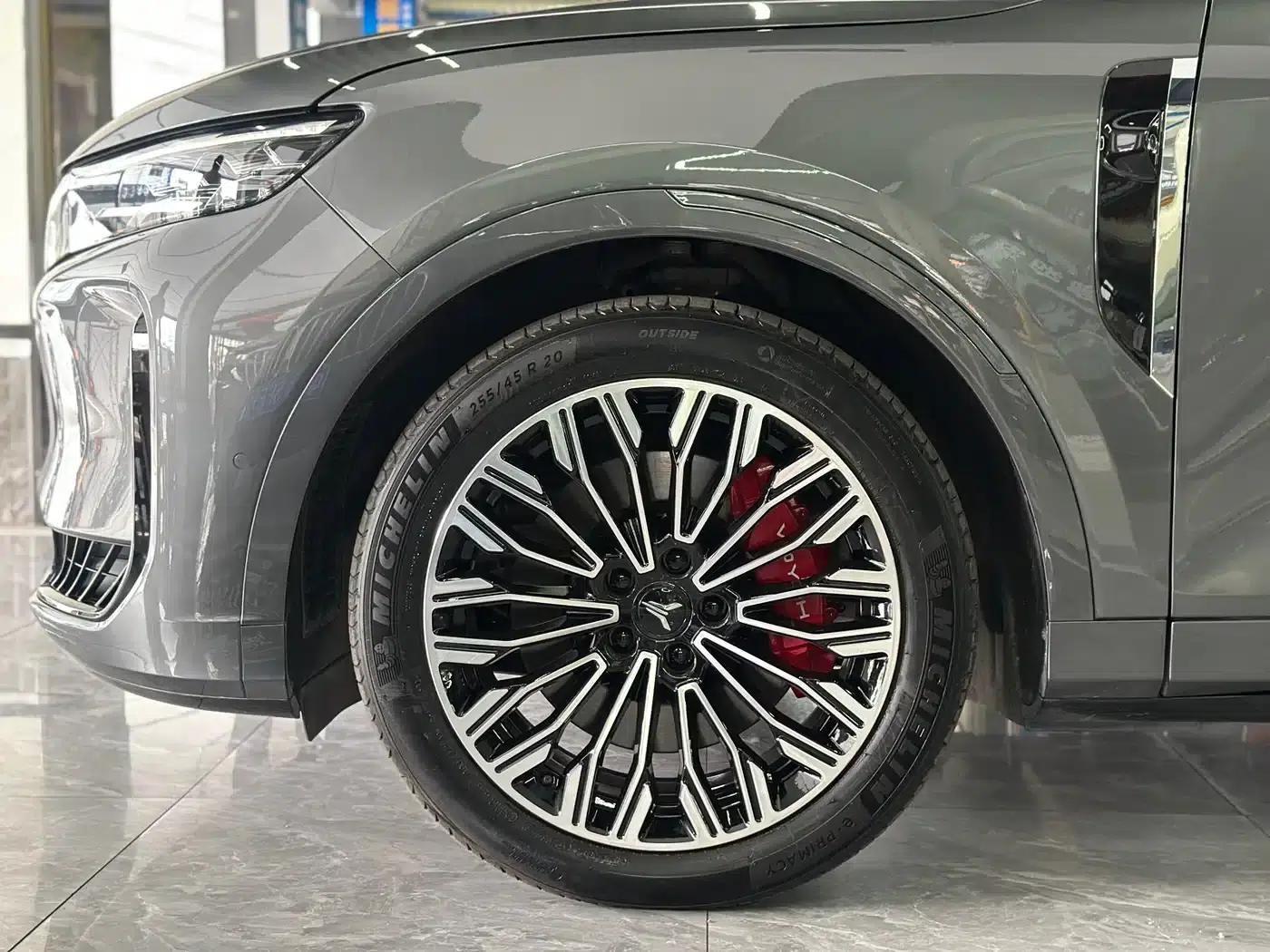 Voyah Free 2025 Free+ Rear-Wheel Drive Dry Kun Edition — миниатюра 16