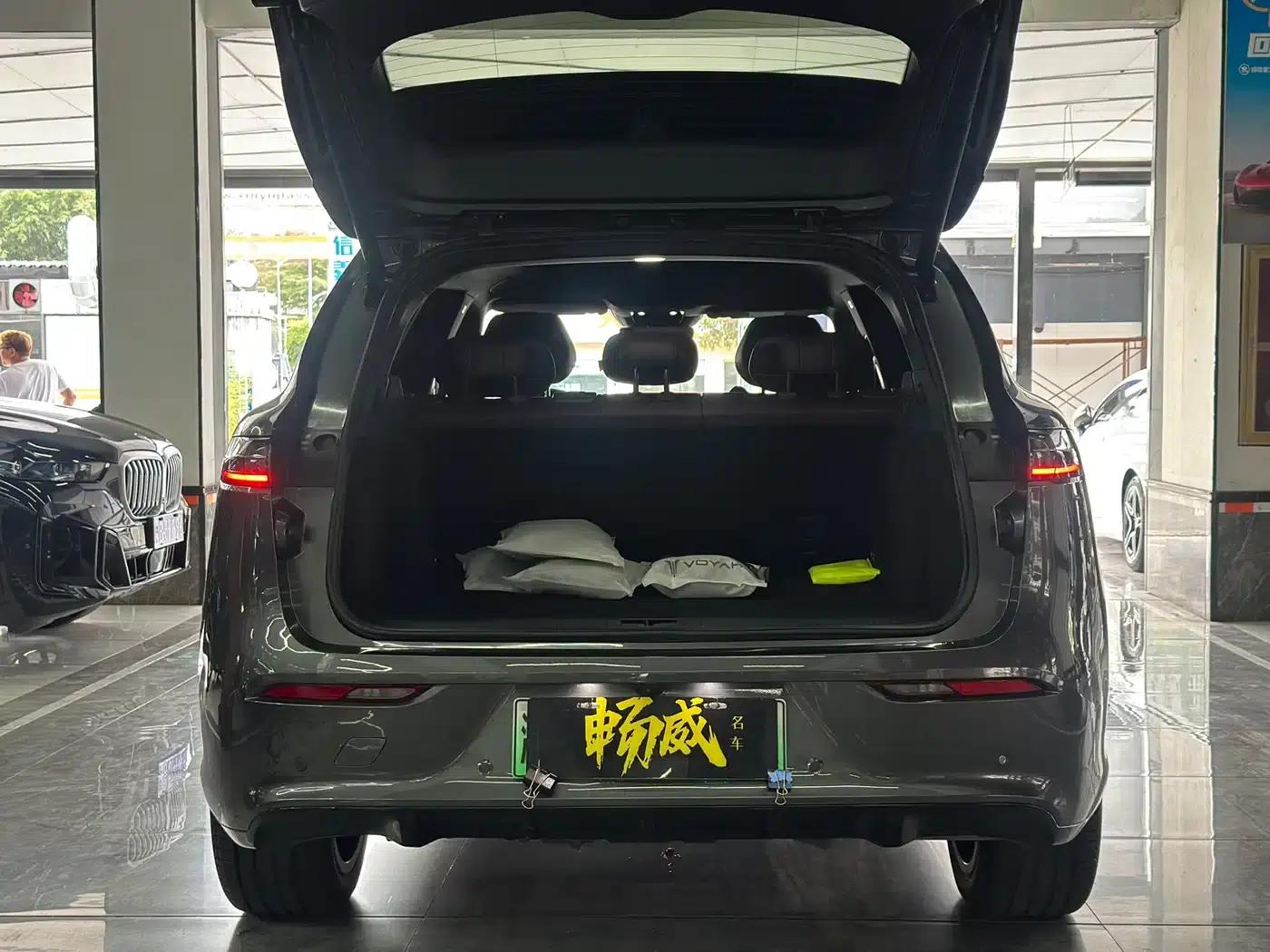 Voyah Free 2025 Free+ Rear-Wheel Drive Dry Kun Edition — миниатюра 8