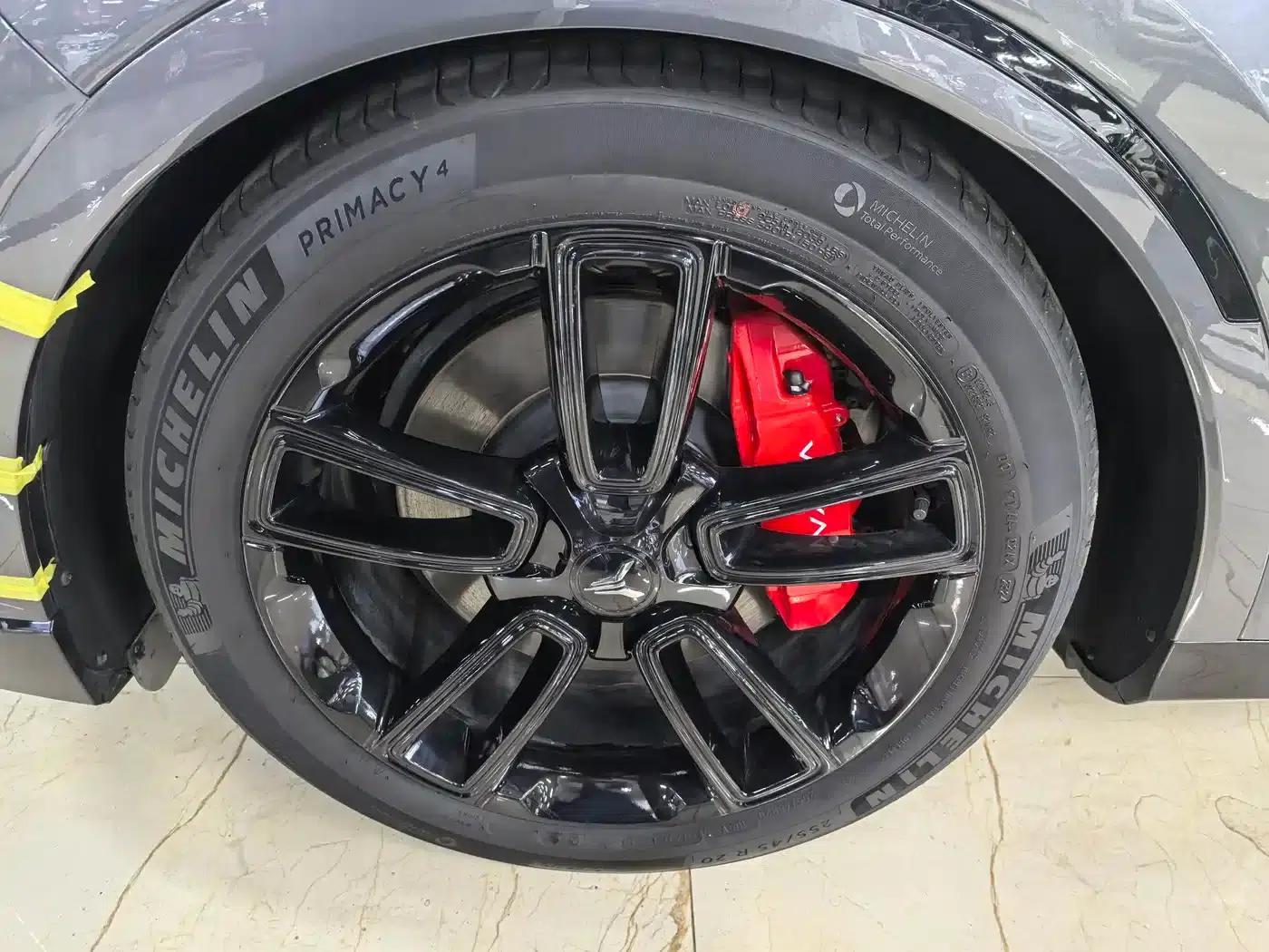 Voyah Free 2025 Model 318 259km 4WD Explorer Edition — миниатюра 13