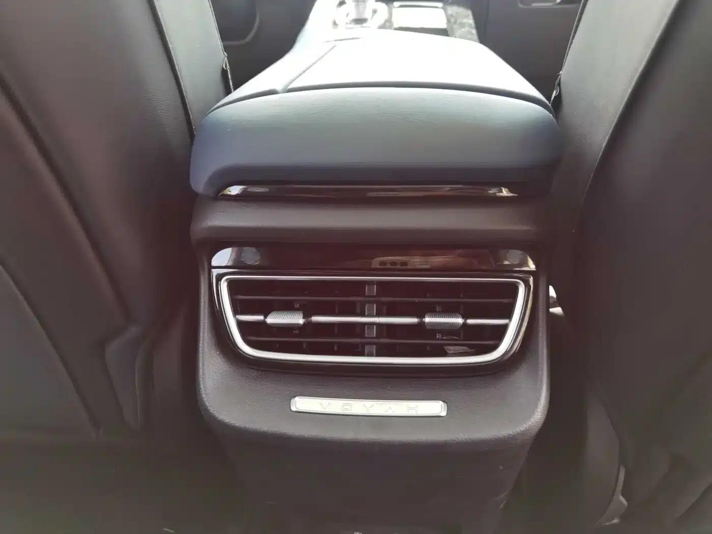 Voyah FREE 2021 All-Wheel Drive Standard Pure Electric Exclusive Luxury Package — миниатюра 12