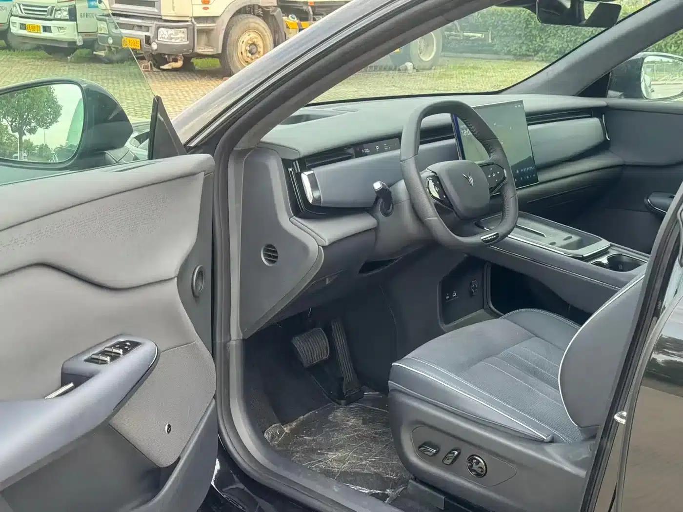 Voyah 2024 Global Edition (4WD) — миниатюра 7