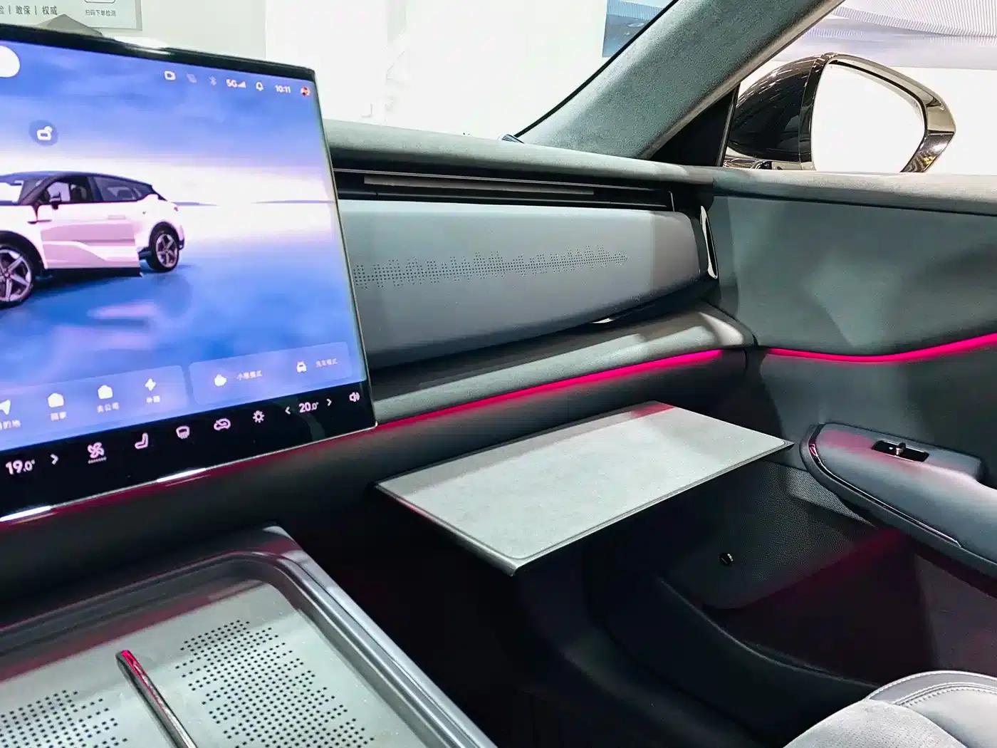 Voyah Smart Edition 2024 Model with Extended Range — миниатюра 11