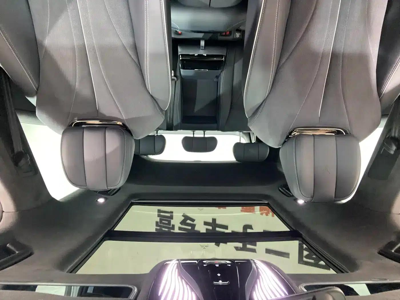 Voyah Smart Edition 2024 Model with Extended Range — миниатюра 13
