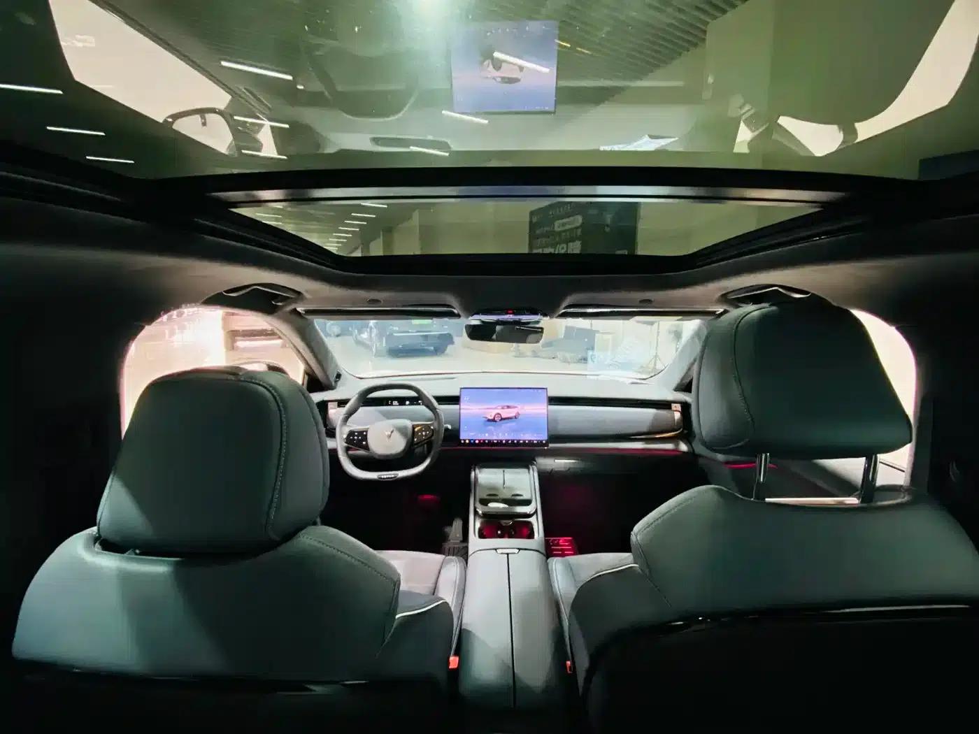 Voyah Smart Edition 2024 Model with Extended Range — миниатюра 15