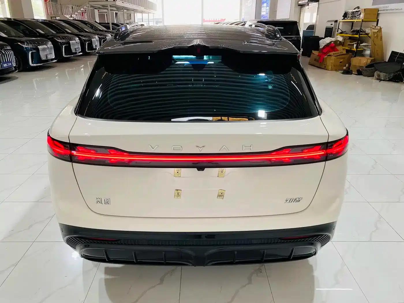 Voyah Smart Edition 2024 Model with Extended Range — миниатюра 16