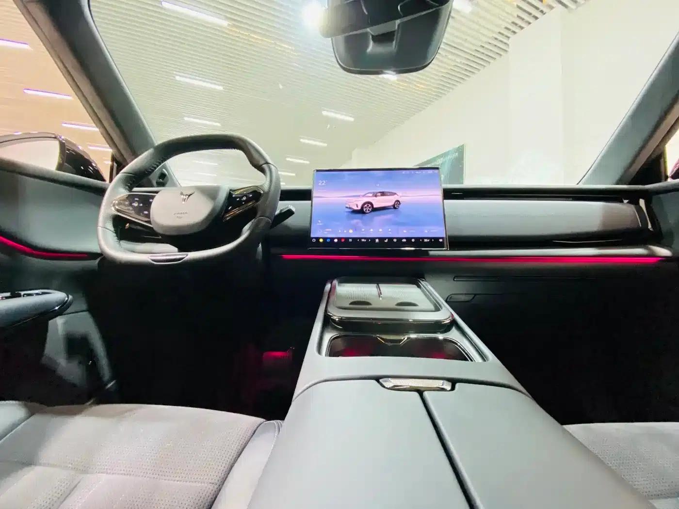 Voyah Smart Edition 2024 Model with Extended Range — миниатюра 10