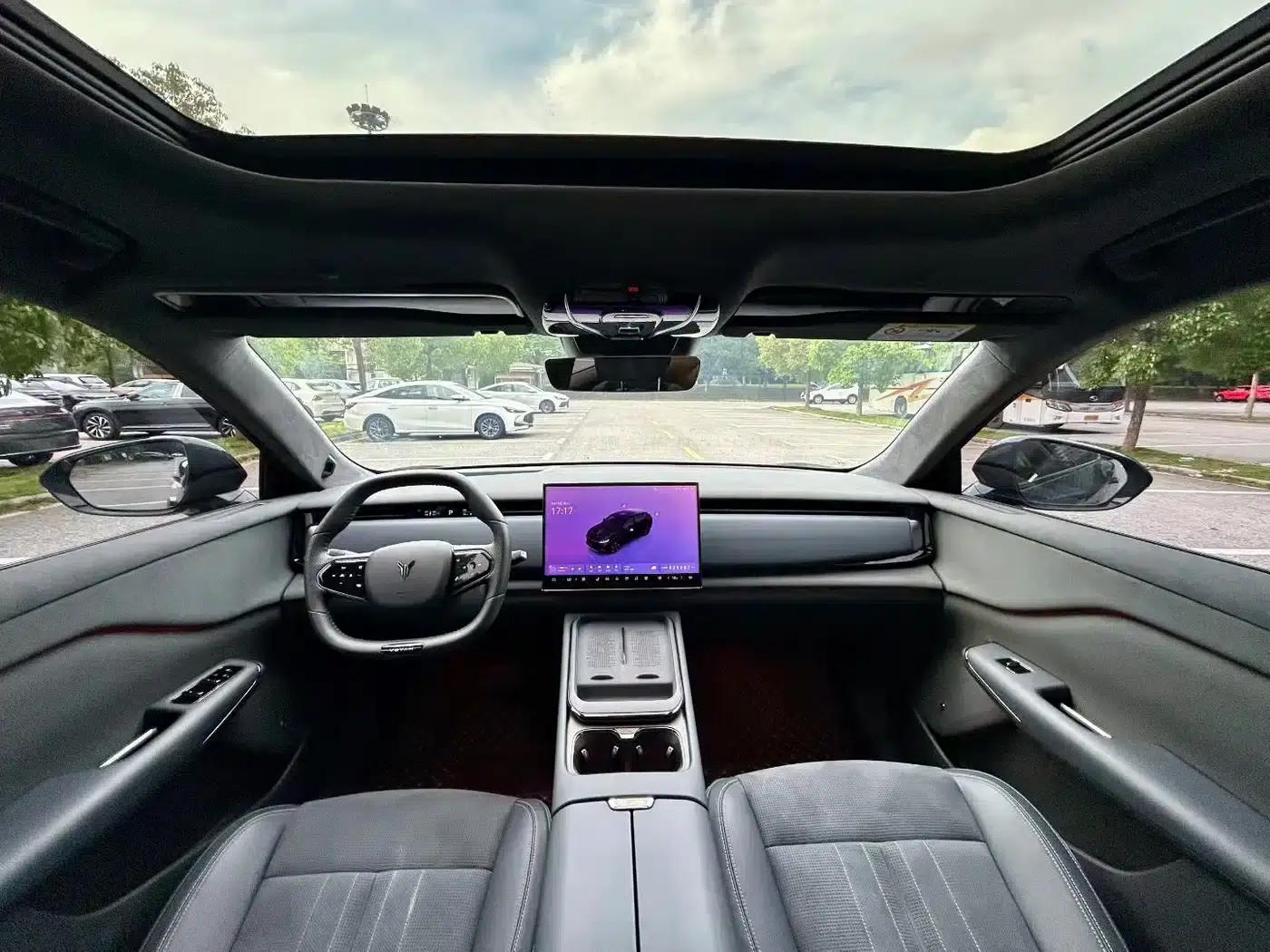 Voyah 2024 Long Range Supercharging Edition — миниатюра 4
