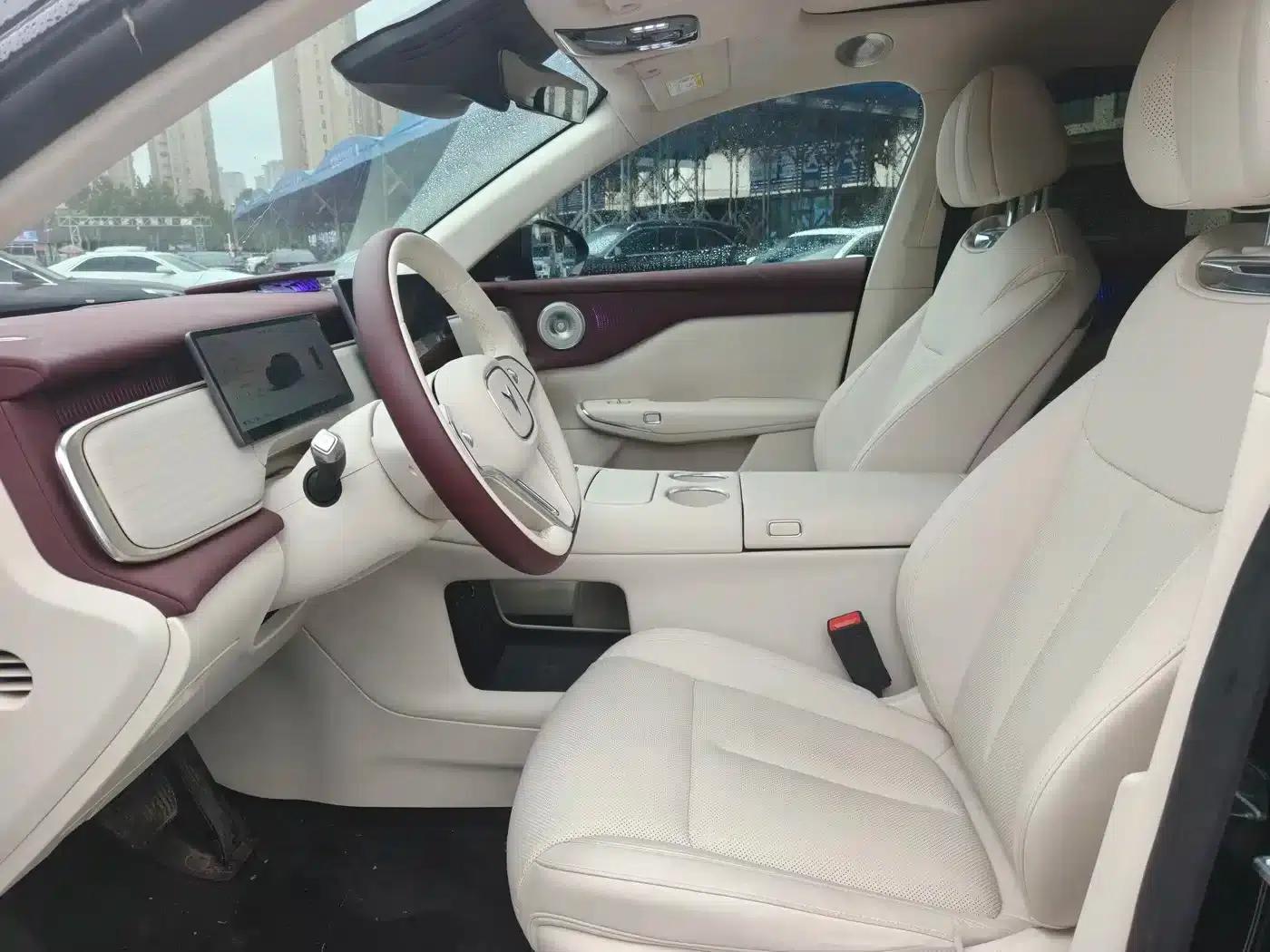 Voyah 2025 Rear-Wheel Drive Qiankun Edition — миниатюра 6