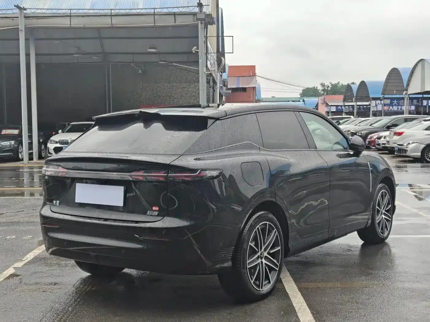 Voyah 2025 Rear-Wheel Drive Qiankun Edition — миниатюра 7