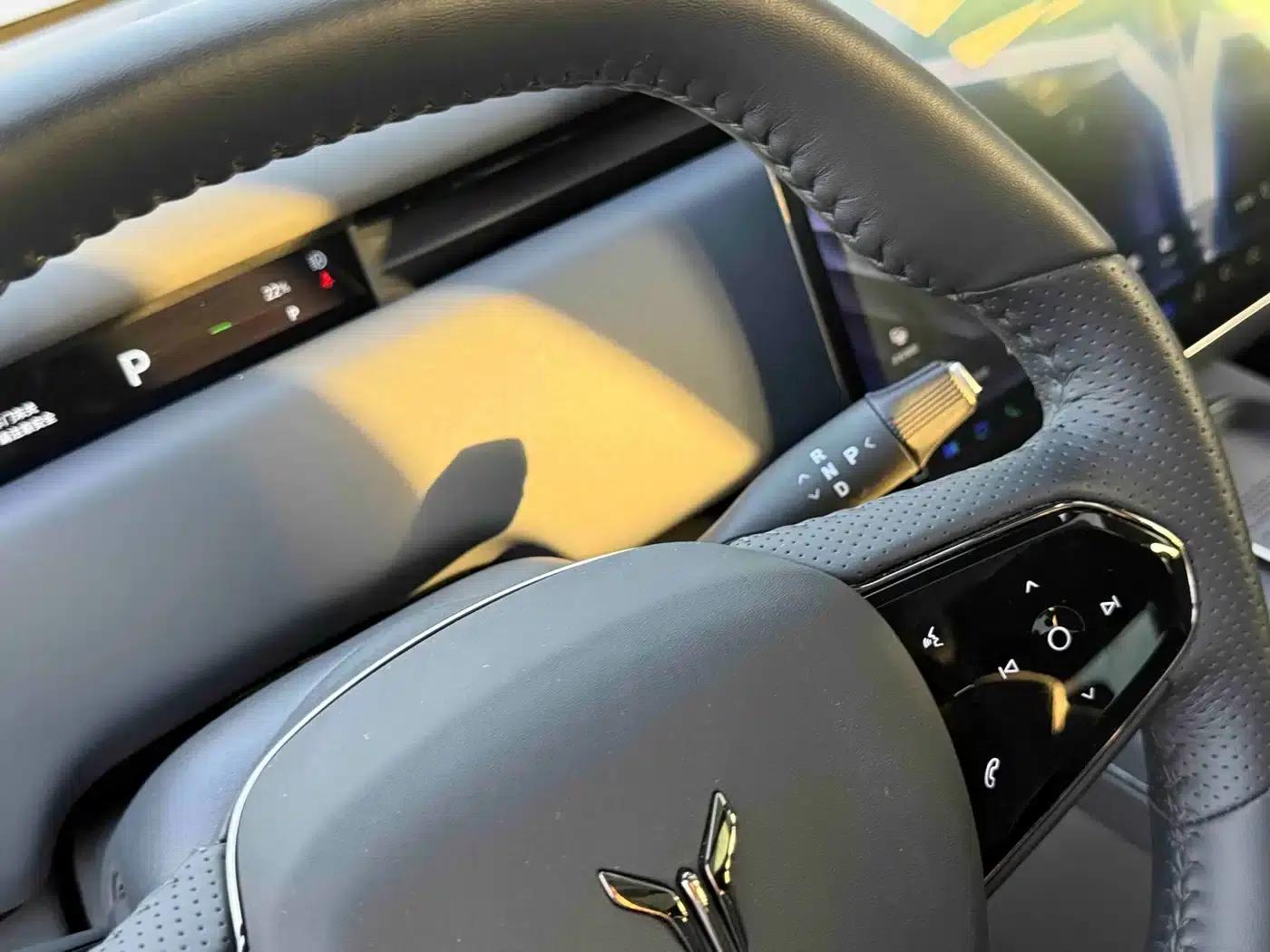 Voyah 2024 Long Range Supercharging Edition — миниатюра 7