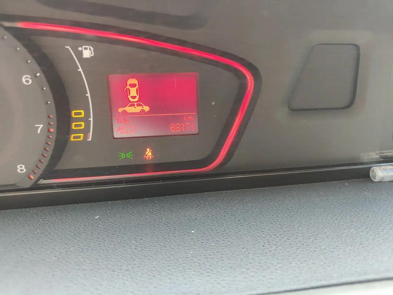 Roewe 550 2010 550 1.8L Manual Qiyue Edition — миниатюра 13