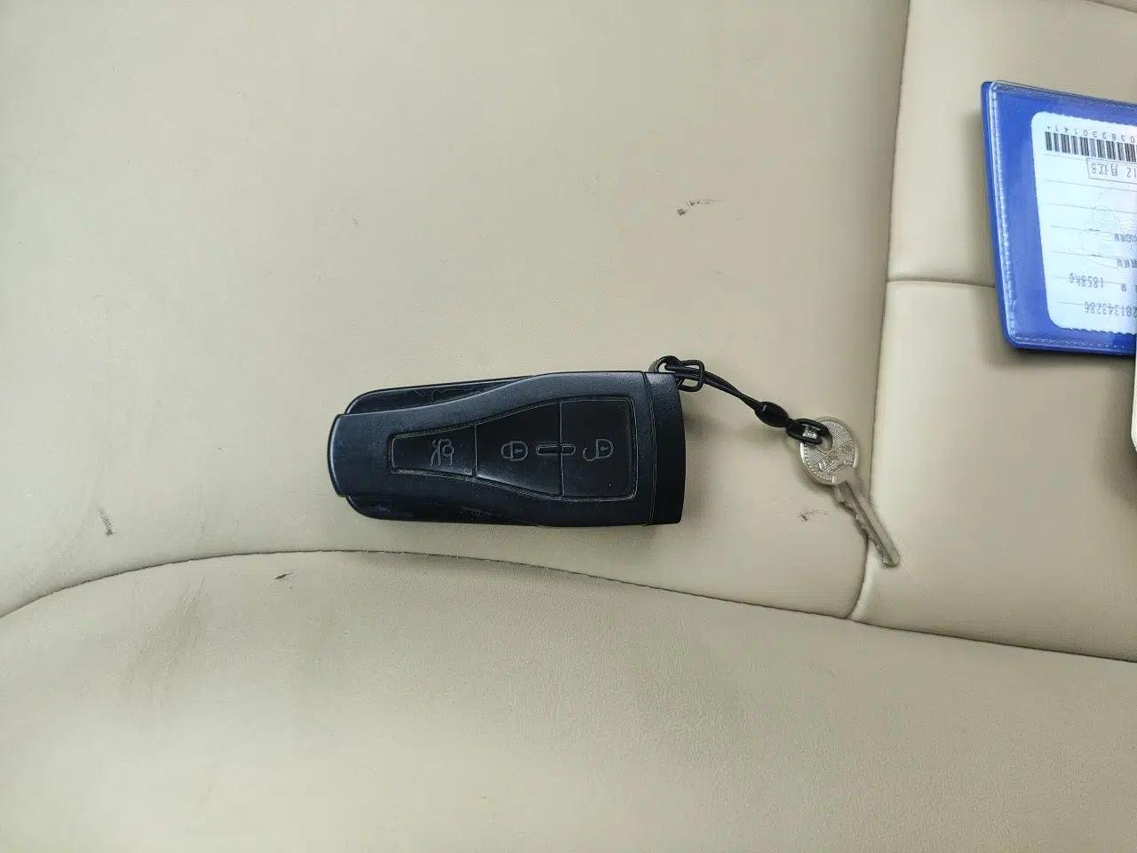 Roewe 550 2010 550 1.8L Manual Qiyue Edition — миниатюра 9