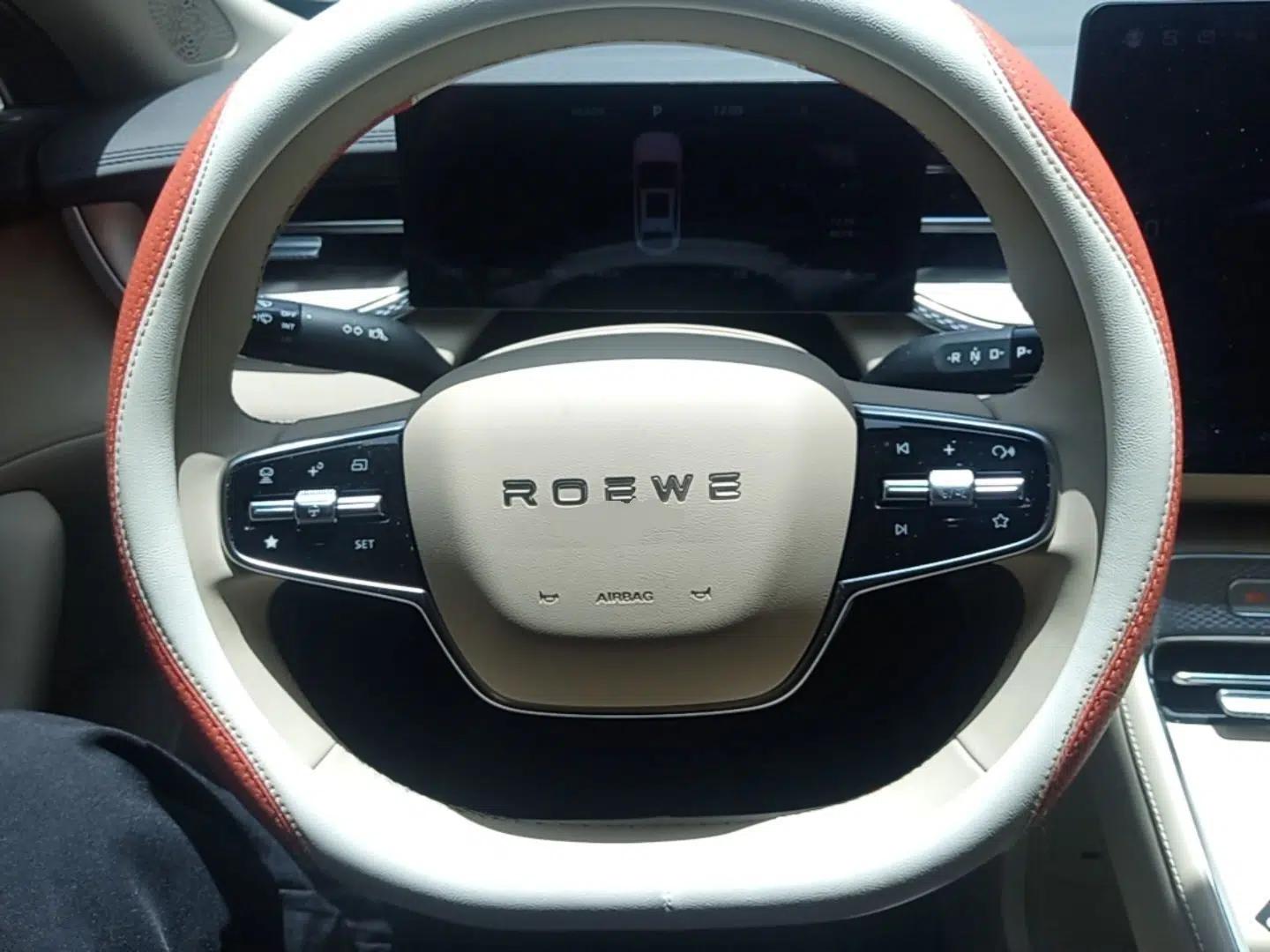 Roewe M7 DMH 2025 Model 160km Premium Version — миниатюра 13