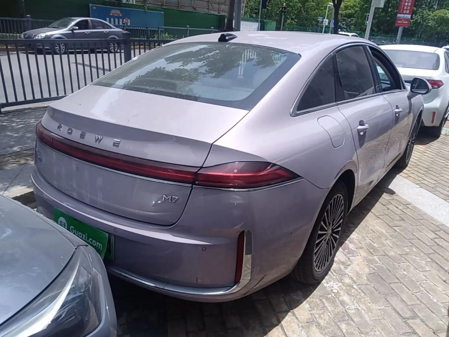 Roewe M7 DMH 2025 Model 160km Premium Version — миниатюра 4