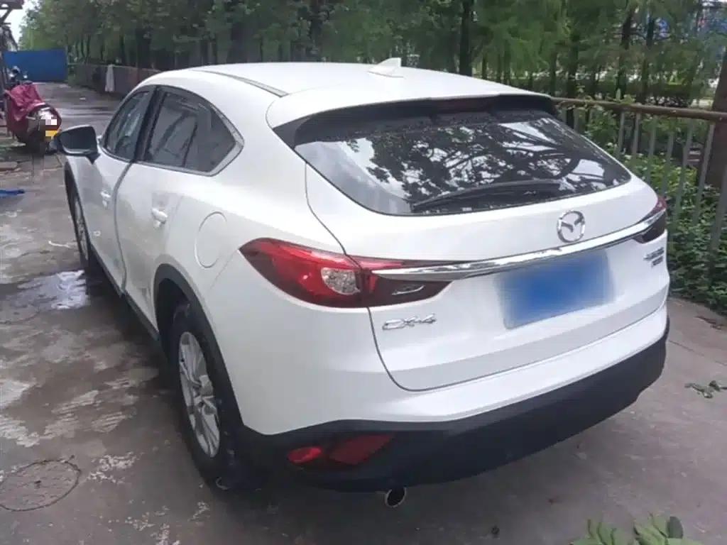 Mazda CX-4 2018 2.0L Automatic 2WD Blue Sky Vitality Edition (China VI Emission Standard) — миниатюра 5