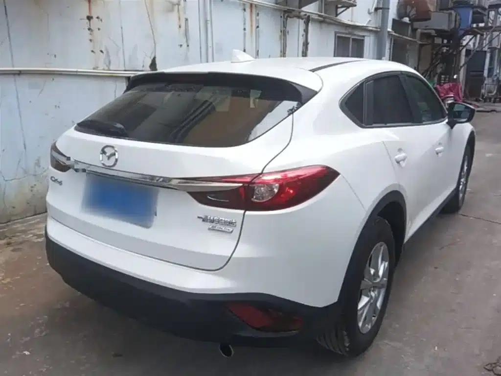 Mazda CX-4 2018 2.0L Automatic 2WD Blue Sky Vitality Edition (China VI Emission Standard) — миниатюра 7