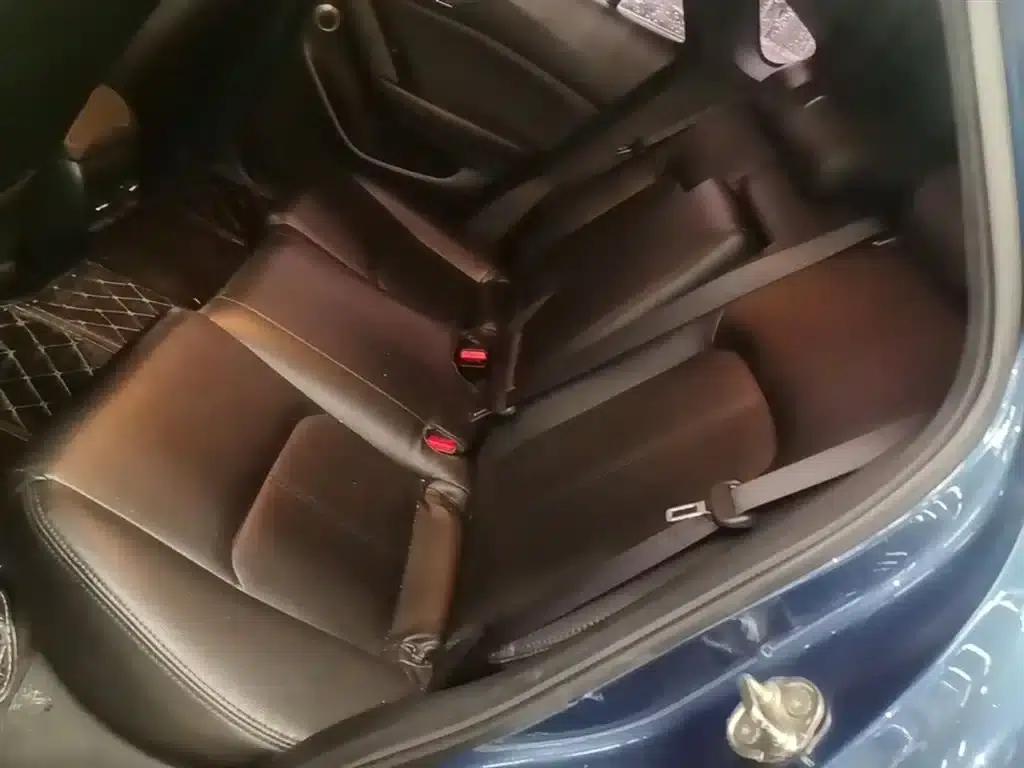 Mazda CX-4 2021 2.0L Automatic 2WD Blue Sky Explorer Edition — миниатюра 17