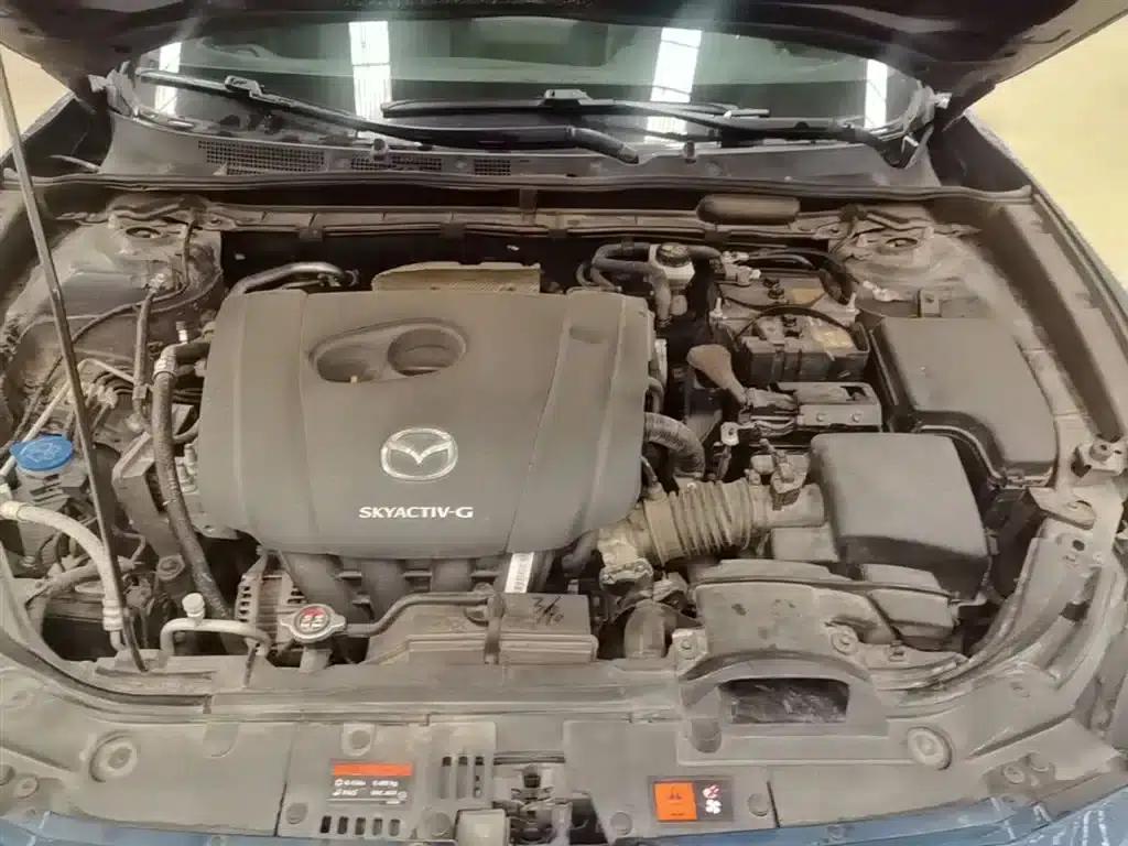 Mazda CX-4 2021 2.0L Automatic 2WD Blue Sky Explorer Edition — миниатюра 20