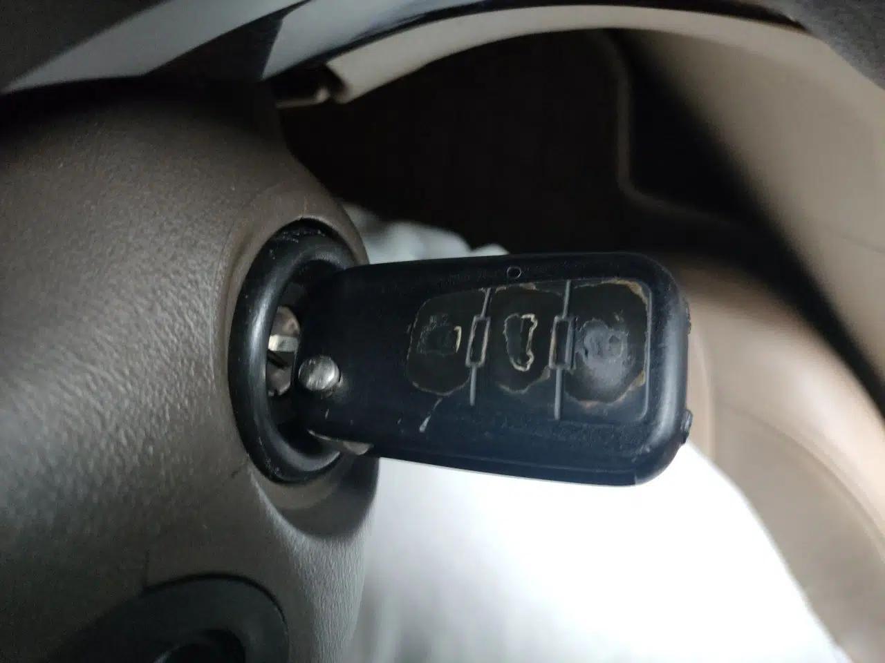Roewe 750 2012 1.8T 750 HYBRID Hybrid Version AT — миниатюра 9