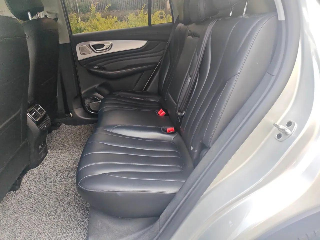 Roewe RX5 eMAX 2020 500 PHEV Smart Cabin Flagship Edition — миниатюра 18