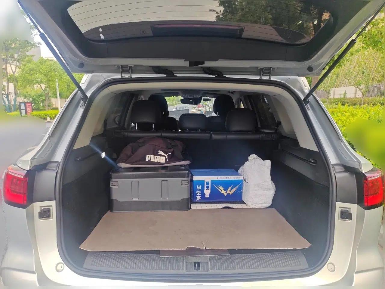 Roewe RX5 eMAX 2020 500 PHEV Smart Cabin Flagship Edition — миниатюра 20