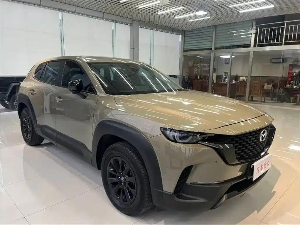 Mazda CX-50 Leading Edition 2023 2.0L — миниатюра 3