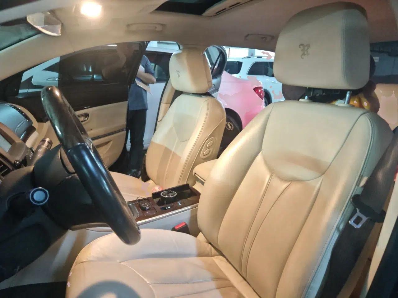 Roewe e950 2017 50T Hybrid Connected Executive Edition — миниатюра 16