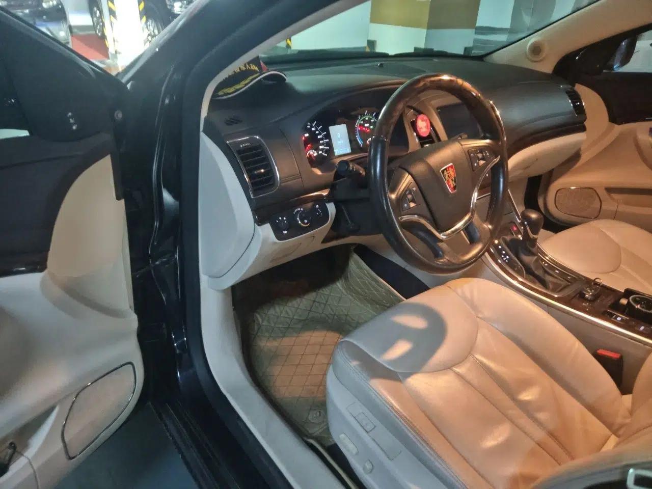 Roewe e950 2017 50T Hybrid Connected Executive Edition — миниатюра 17