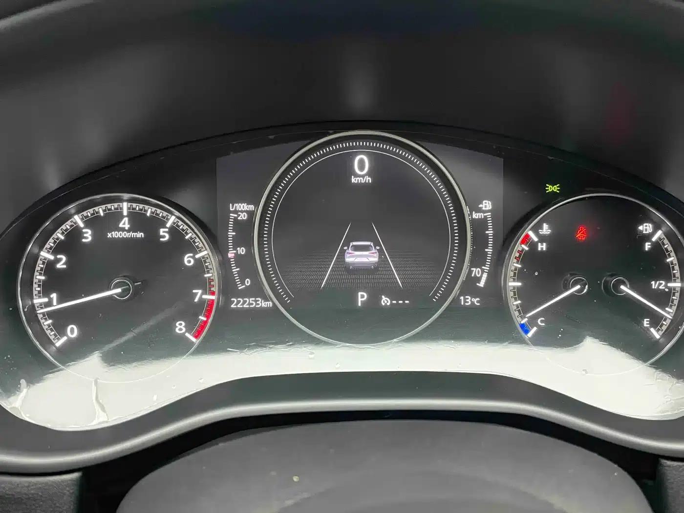 Mazda CX-30 2022 2.0L Automatic Comfort Edition — миниатюра 19