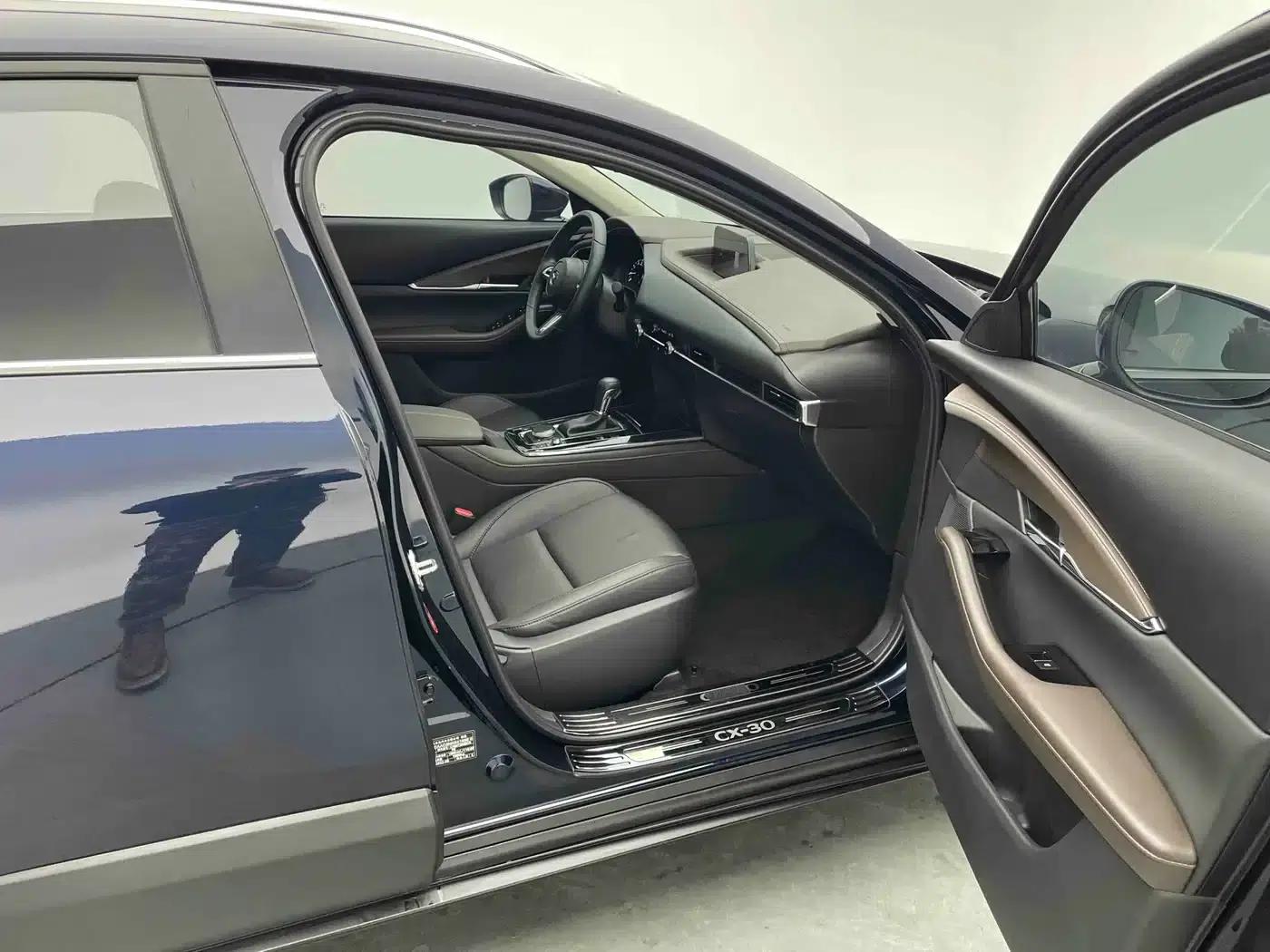 Mazda CX-30 2022 2.0L Automatic Comfort Edition — миниатюра 7