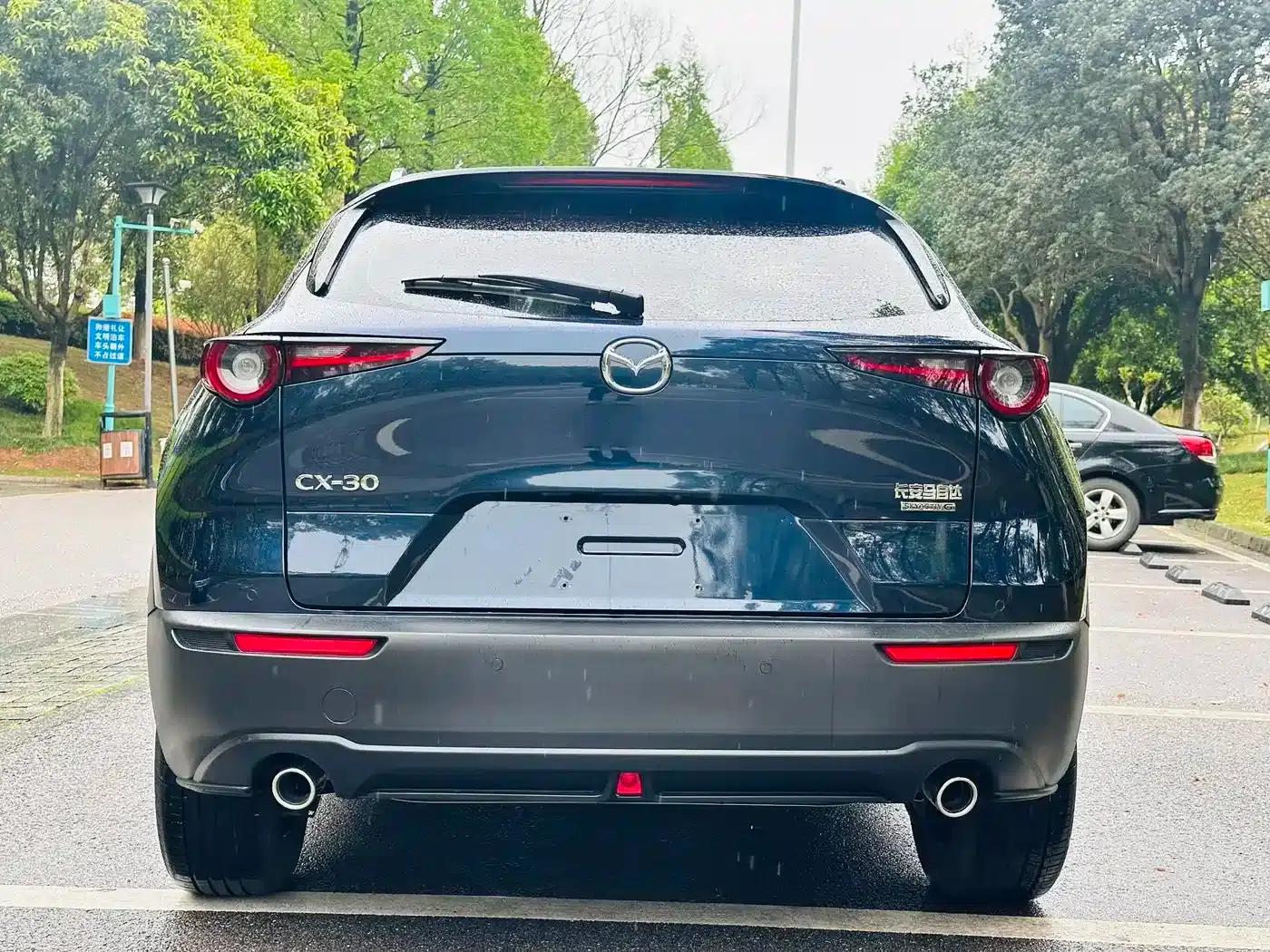 Mazda CX-30 2022 2.0L Automatic Joyful Black Edition — миниатюра 6
